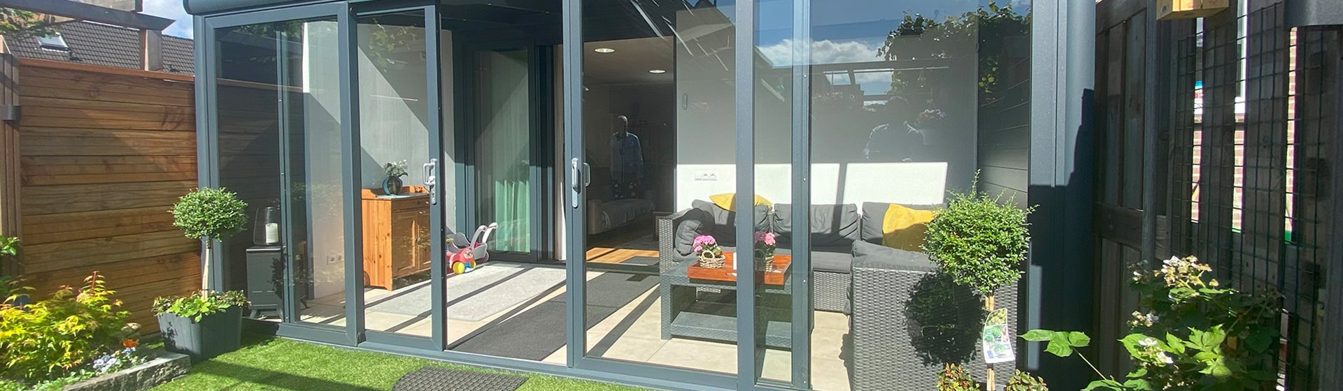 Een leefruimte vol licht, warmte en karakter