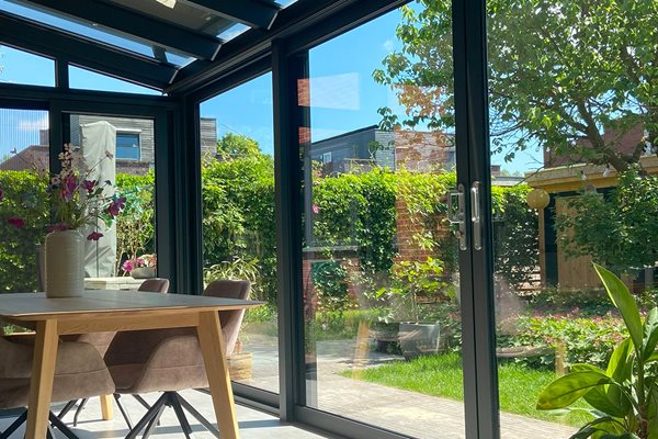 Een serre die klopt van binnen en buiten